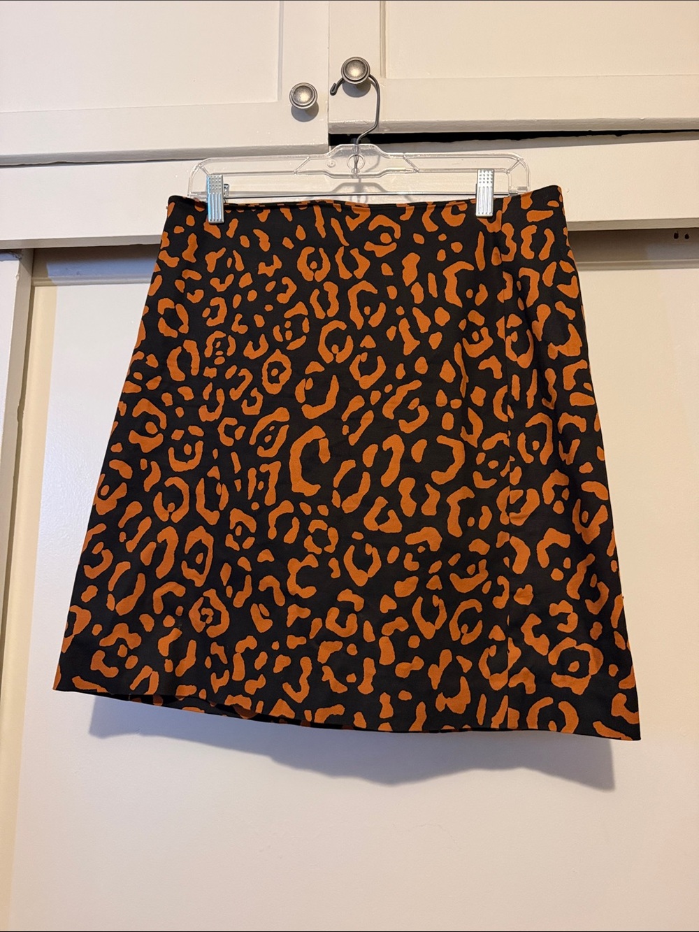 Ann Taylor Black Mini Skirt with Orange Leopard Print 98% cotton